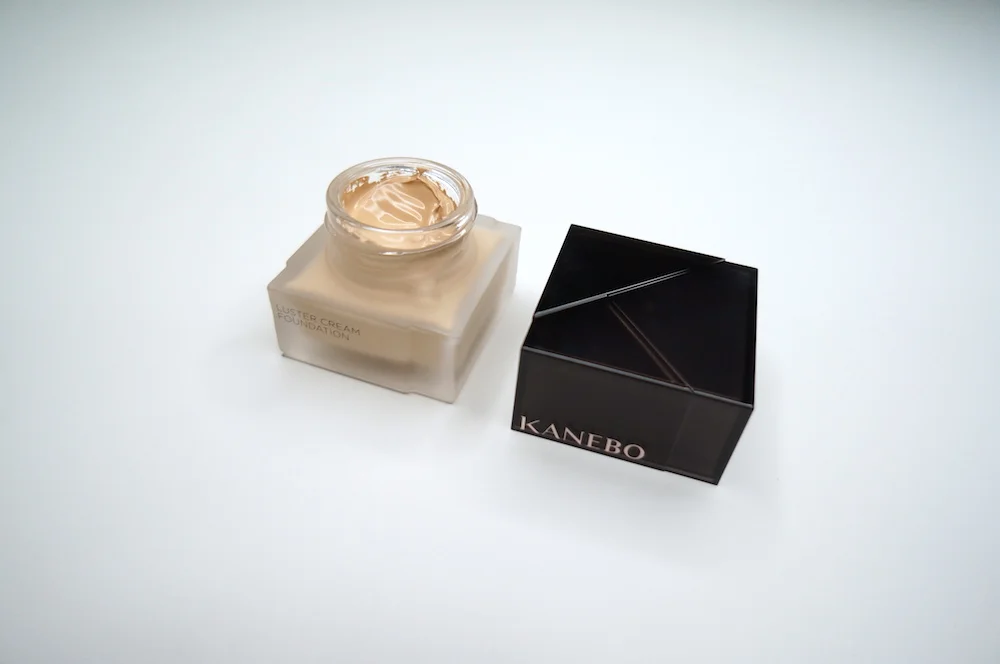 Foundation Week 2/7: Crazy Luxe Foundation - Kanebo Luster